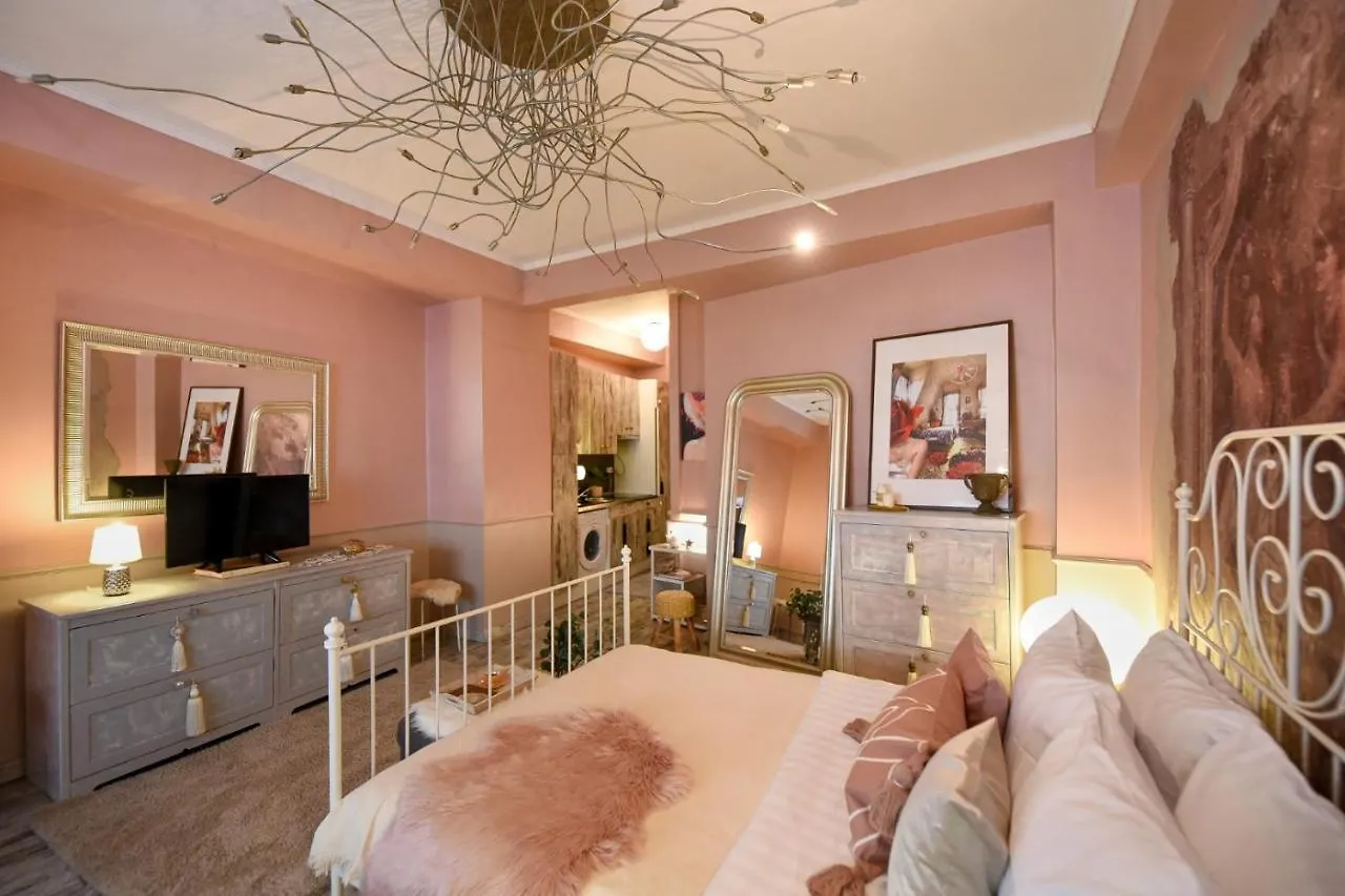 Apartament Purrfect & Dreamy - The Special Studio Bukareszt