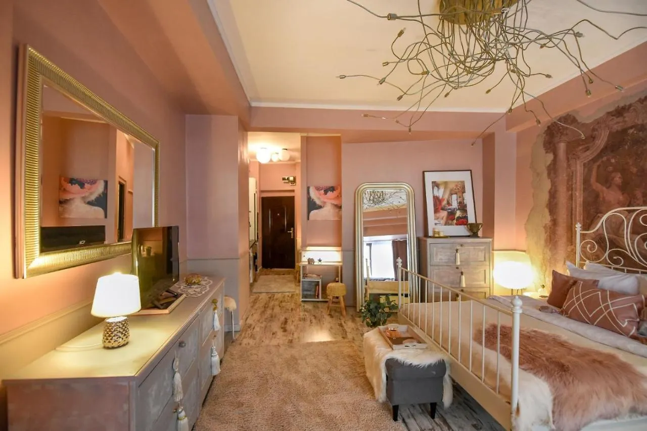 Apartament Purrfect & Dreamy - The Special Studio Bukareszt